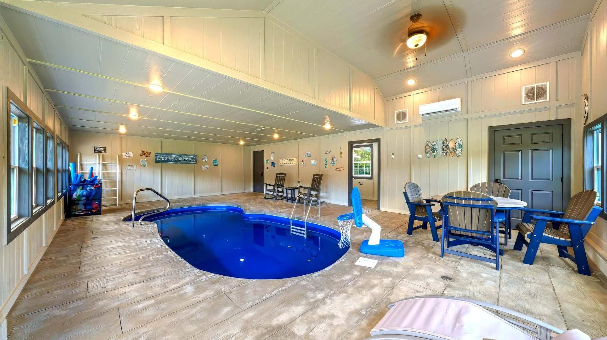 Poolside At Autumn Woods - Pool, Theater, Fireplace, Firepit, Arcade Sevierville Exterior foto